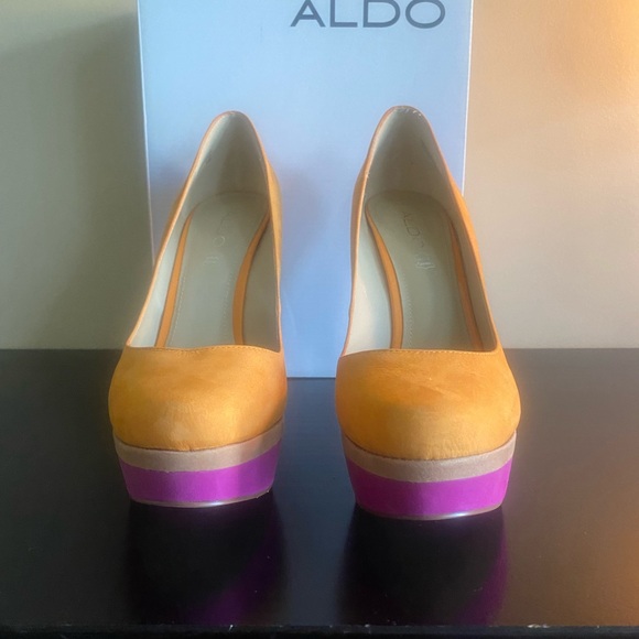 Aldo Antonini-65 size US 10 Tangerine/hot pink. 4.5” heel 1 1/4” platform - Picture 5 of 10